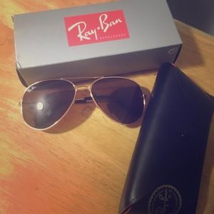 Ray ban aviators classic